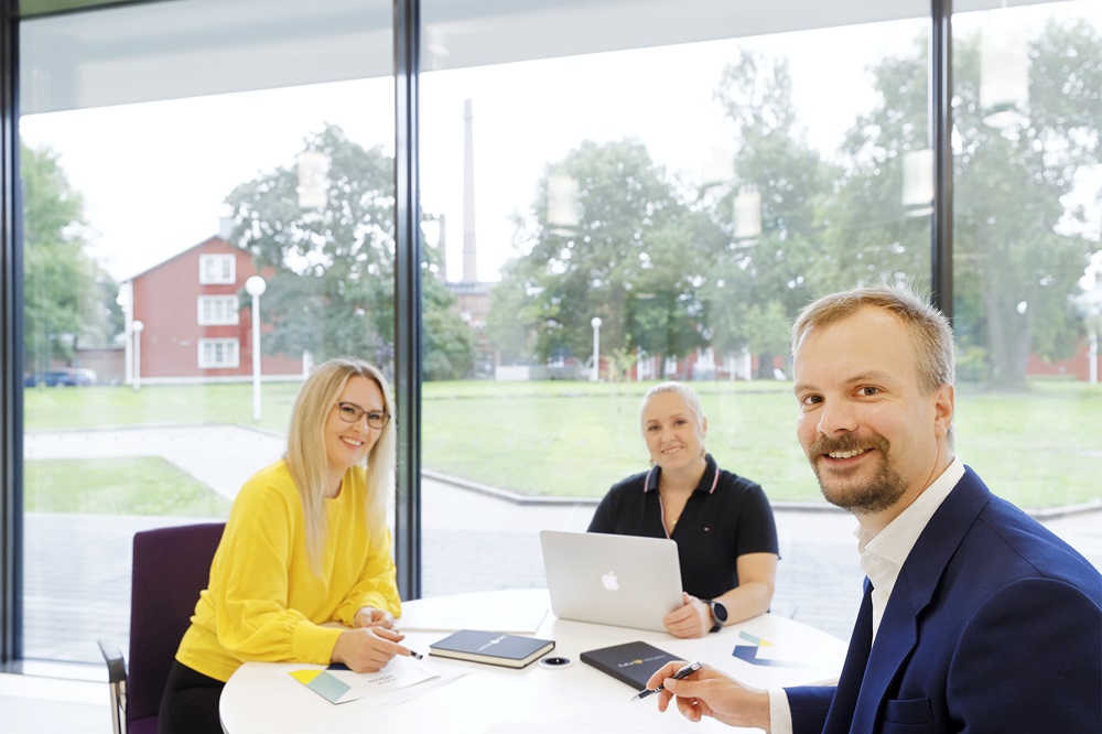 Strateginen HR - Suorituksen johtaminen ja palkitseminen 29.9.-8.12.2025